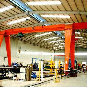 MH包厢式萌芦门式起重机